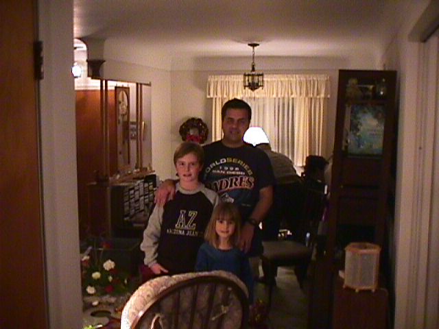 greg3.jpg, 44690 bytes, 4/30/2002