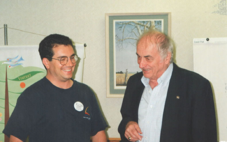 vince_vinny.jpg, 55743 bytes, 11/25/2001