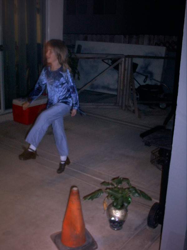 kaley1.jpg, 34054 bytes, 11/25/2001